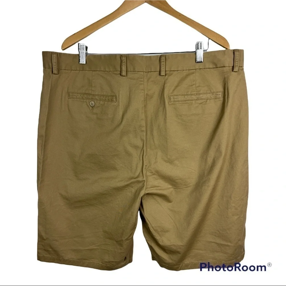 Old Navy Tan Ultimate Slim Flat Front Shorts Sz 40